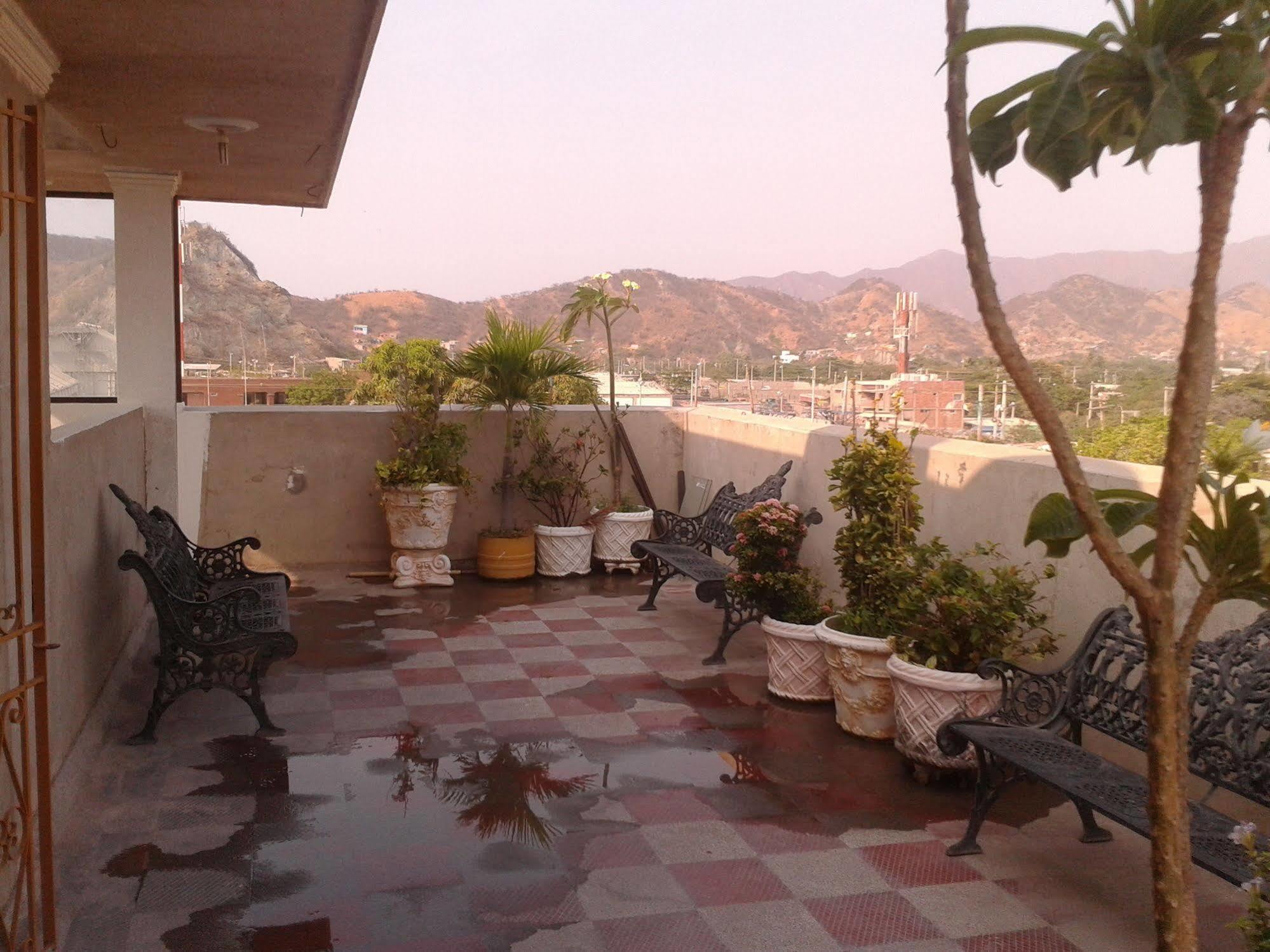 Hotel Hospederia Casa Familiar Santa Marta  Exteriér fotografie